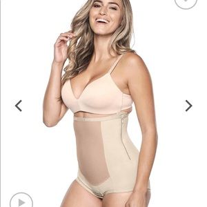 Bellfit gridle with side zipper. Compression belt